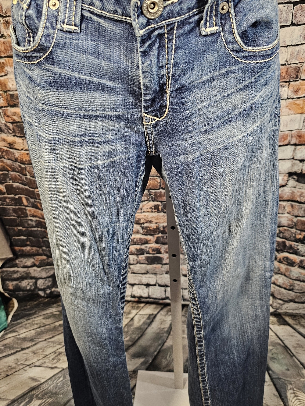 Big Star Remy Low Rise Bootcut Jeans Heart Flap Pockets Size 27